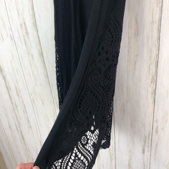 LF Emma and Sam black crochet cut out tank - Picture 5 of 5